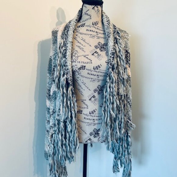 Bethany Mota Bohemian Fringe Cardigan - Size Small - Picture 3 of 13